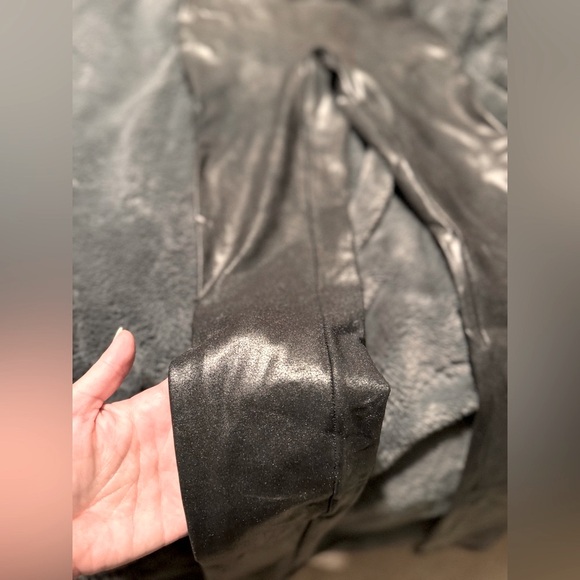 Spanx Faux Leather - Picture 4 of 5